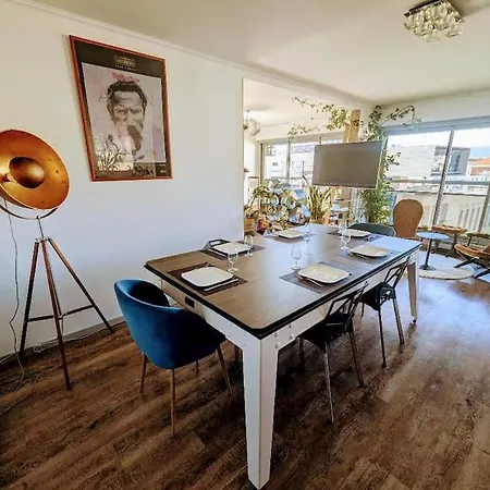 Apartment 85m2, Hypercentre, Balcon, Parking, Clim
