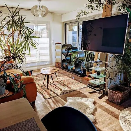 85m2, Hypercentre, Balcon, Parking, Clim * Clermont-Ferrand